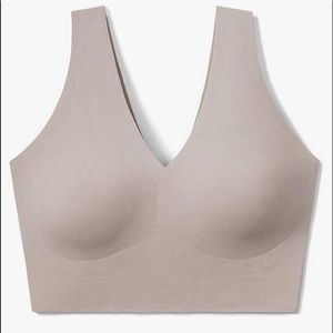 True & Co. True Body V Neck Bra; size S/P